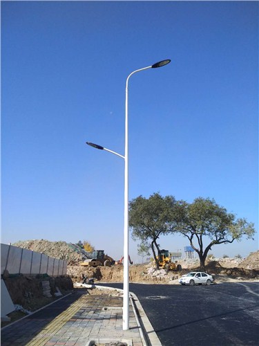 山東LED太陽能路燈廠家直供 山東圖景照明工程供應(yīng)